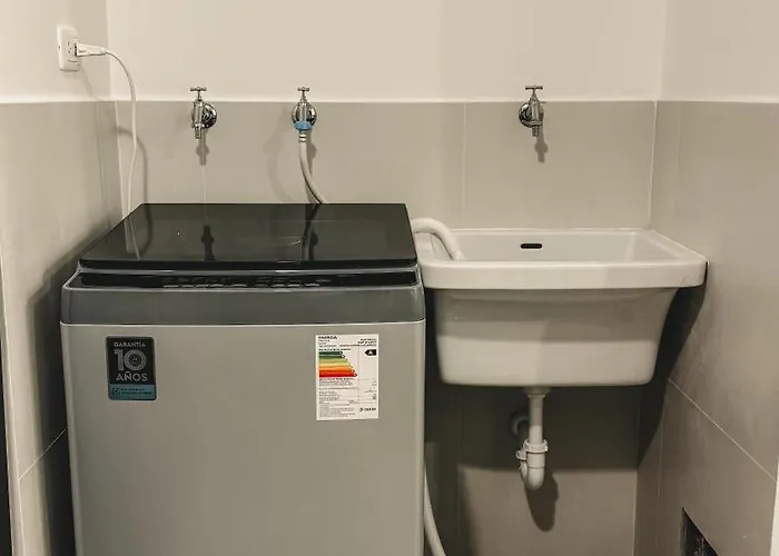 Depa Moderno En Zona Residencial En Apartment